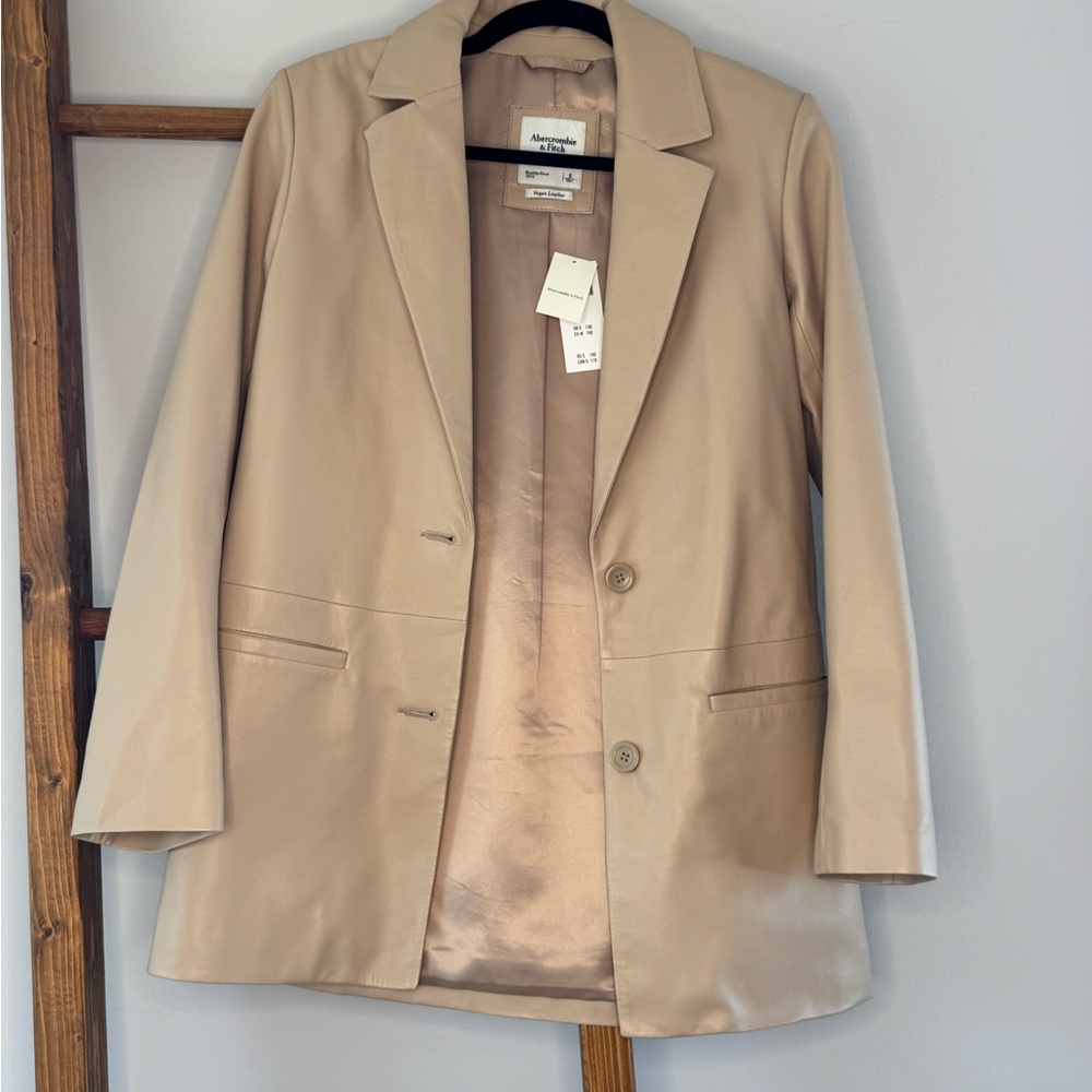 Abercrombie & Fitch Tan Blazer with Structured Shape